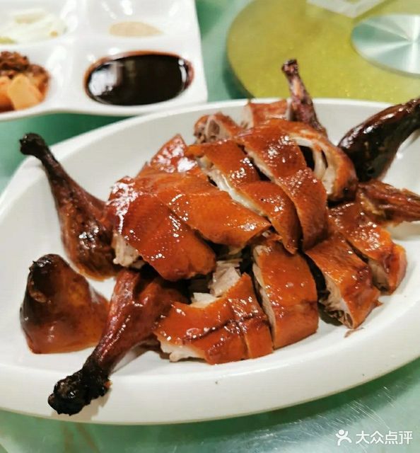 芬芳园烤麻鸭二十年老店