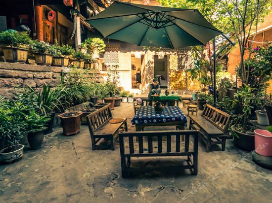大理诺邓古村大青树客栈