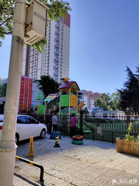                  润迪蓝天幼儿园