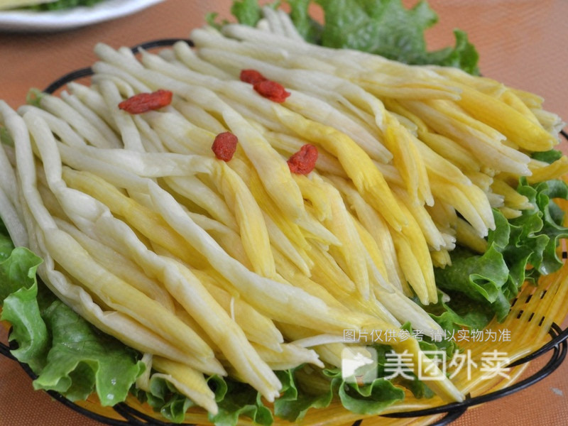 娃娃菜生菜推荐菜:陈老伍麻辣烫位于镇江市京口区新街与越河街交叉口