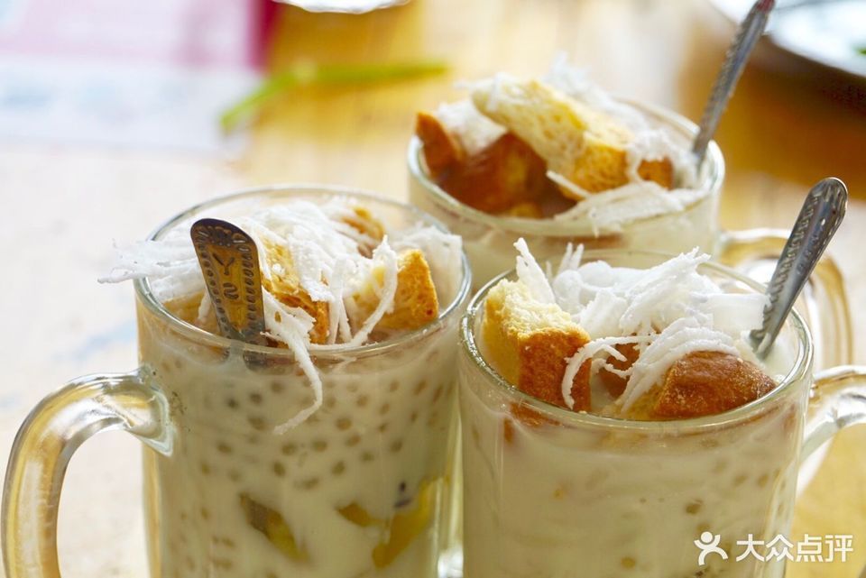 州芒市斑色路4号附近(百思特旁)推荐菜:泡鲁达番茄酱鸡脚牛油果汁分类