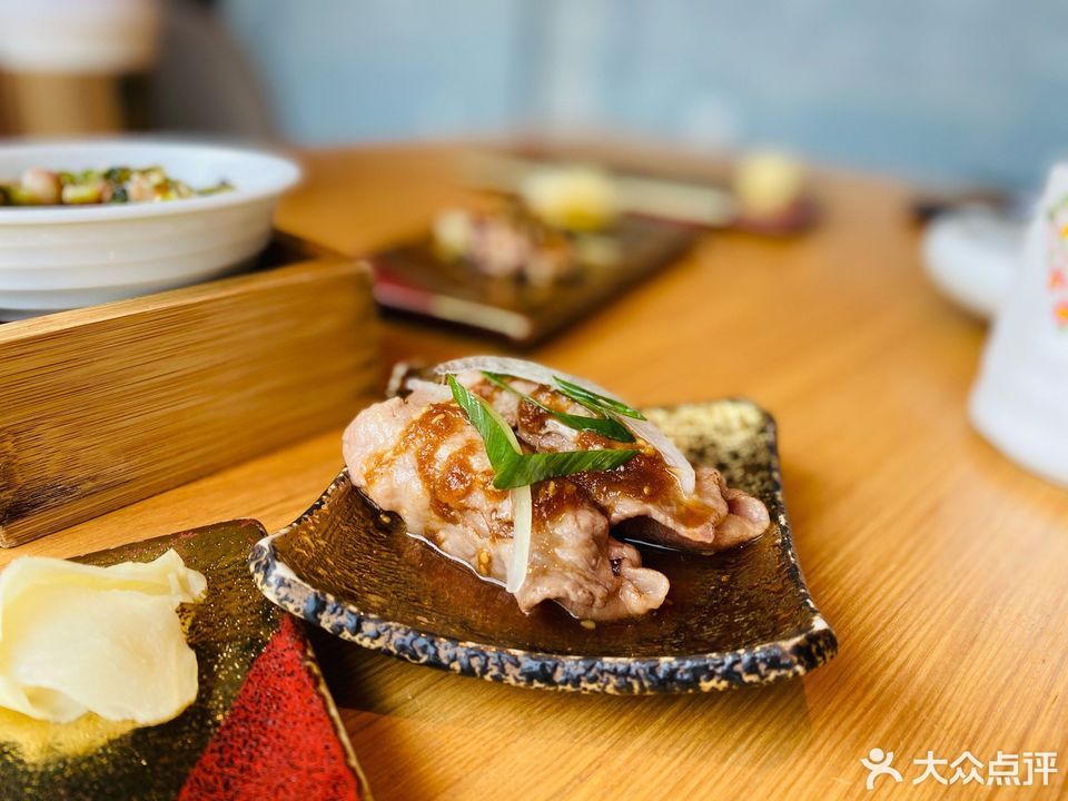 鲸泽火炙和牛寿司海宁银泰步行街店