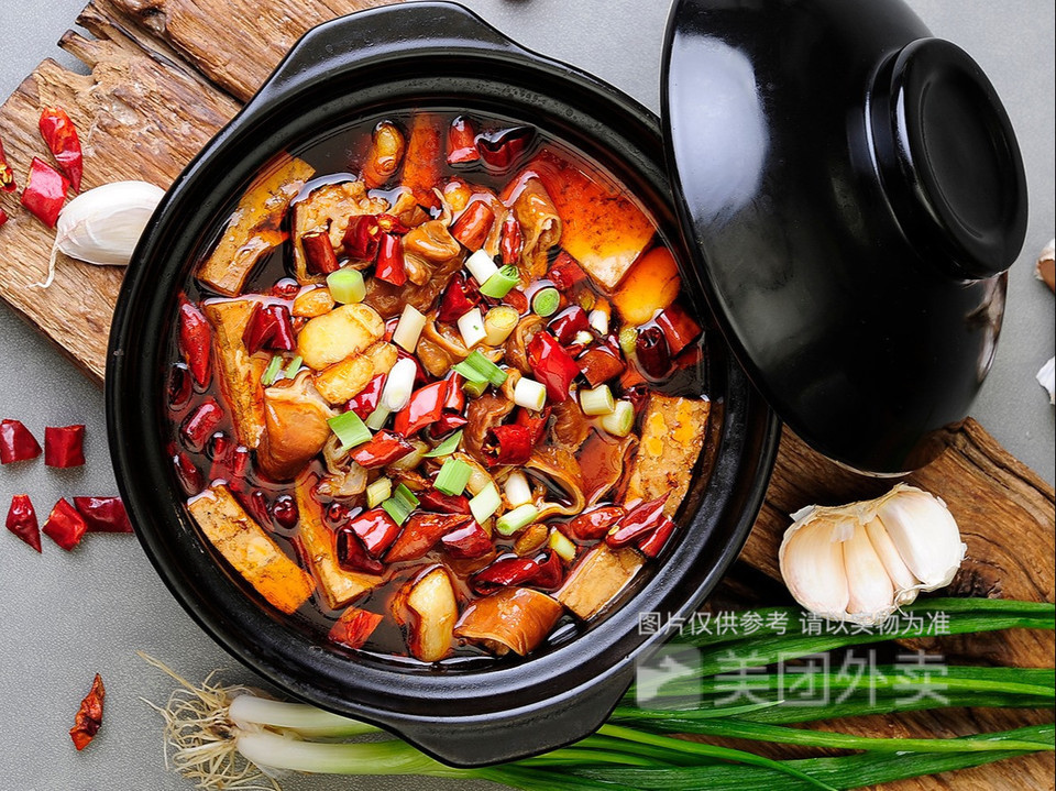 臭豆腐烧猪大肠