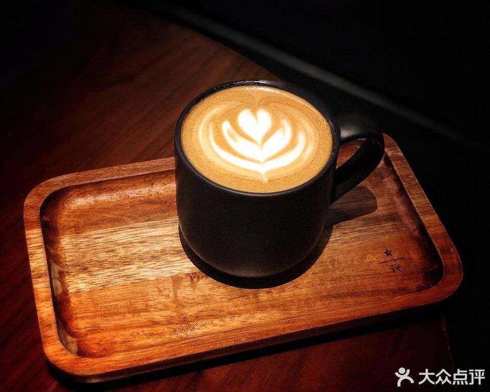 烟熏司考奇拿铁图片