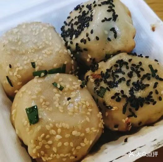 阿宝生煎包财大店