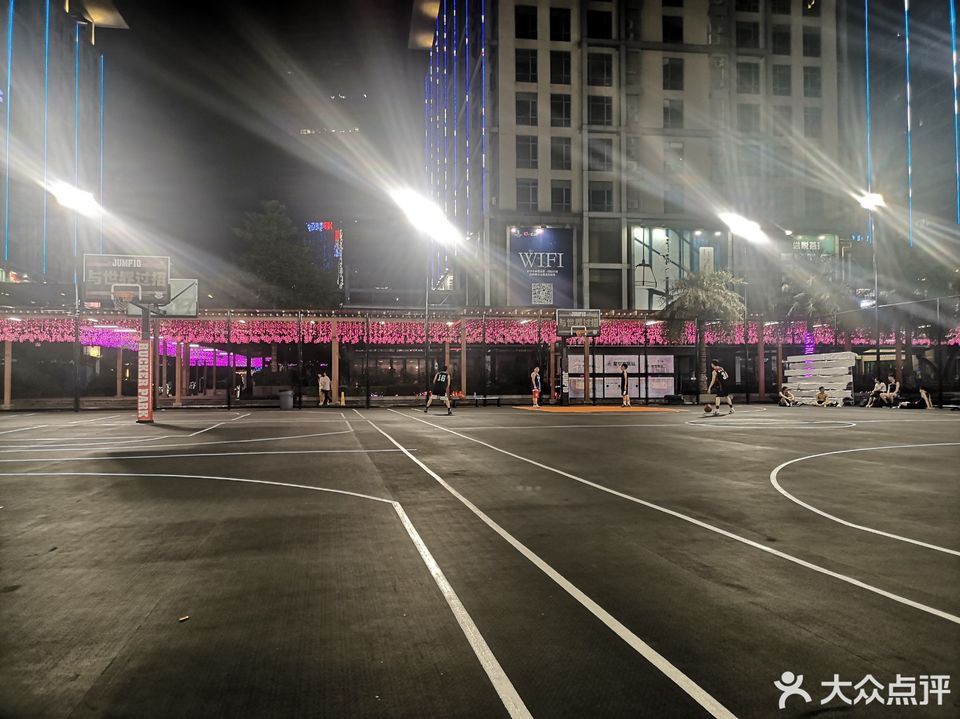                洛克公园(汇一城