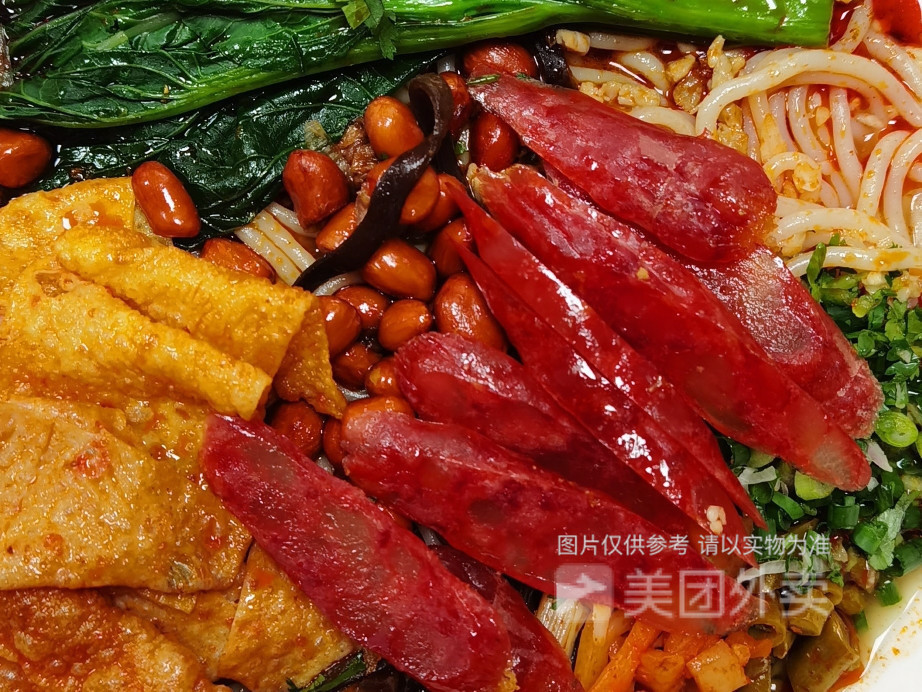 腊肠螺蛳粉图片