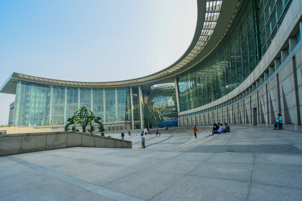 上海科技发展展示馆图片