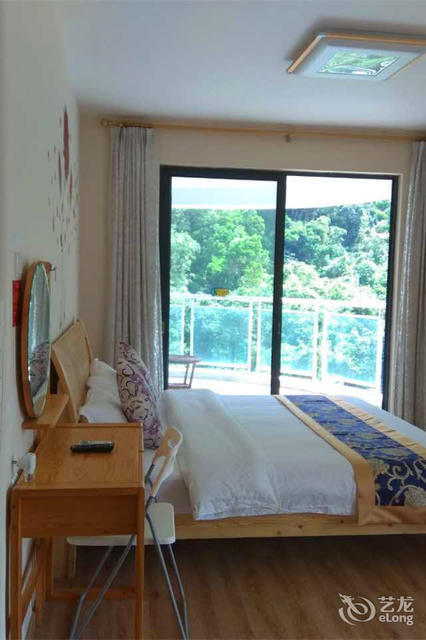 首页>深圳市>住宿服务>酒店>深圳小梅沙海岸线公寓]