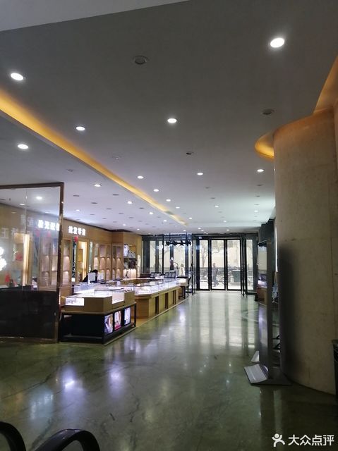           南昌国际眼镜批发城