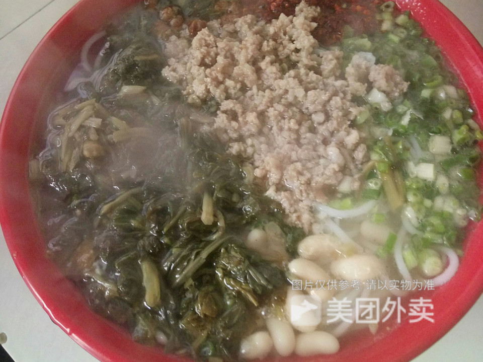推荐菜:标签:餐馆餐饮快餐水巷子酸汤粉位于毕节市纳雍县雍熙镇中华路