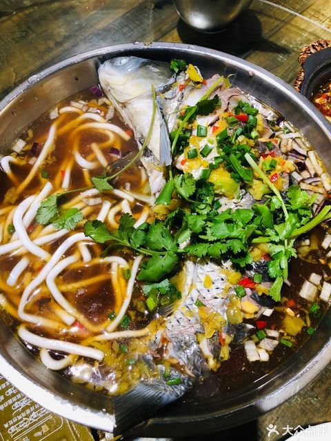 平锅跳水鱼图片