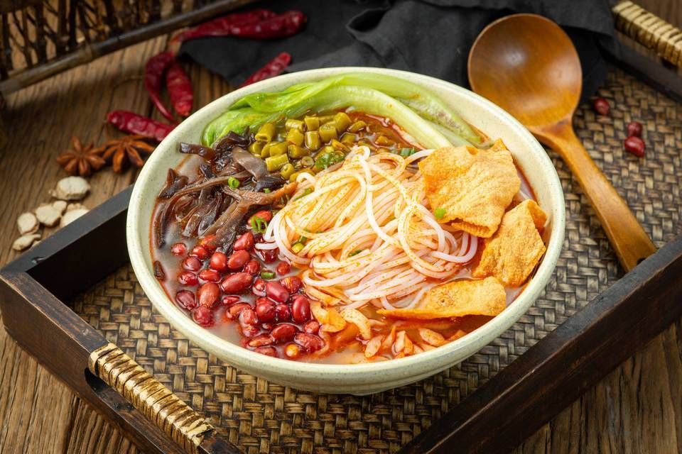 兰穆斋柳州螺蛳粉新华美食街店