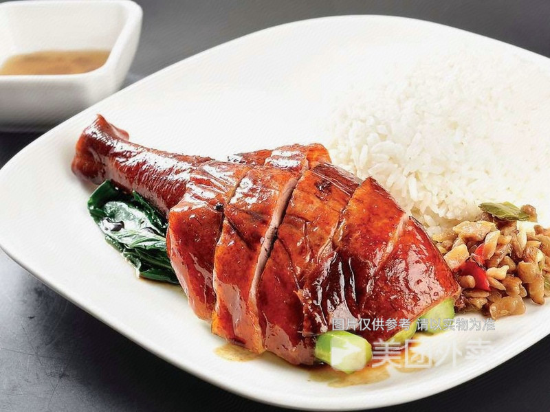 烧鸭腿饭图片