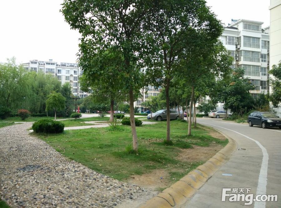 双盛花园位于连云港市海州区巨龙南路69号标签:住宅小区地名社区推荐