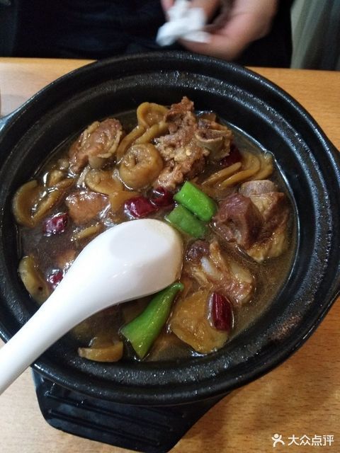 杨铭宇黄焖鸡米饭北文萃路店