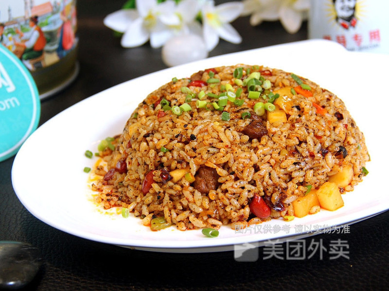 黑胡椒牛肉炒饭图片