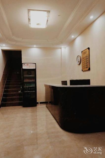 平舆舆新快捷宾馆