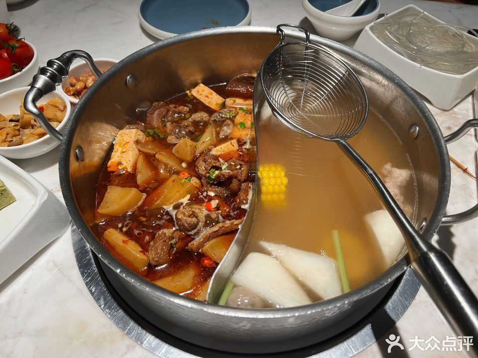 左庭右院鲜牛肉火锅江宁金鹰店