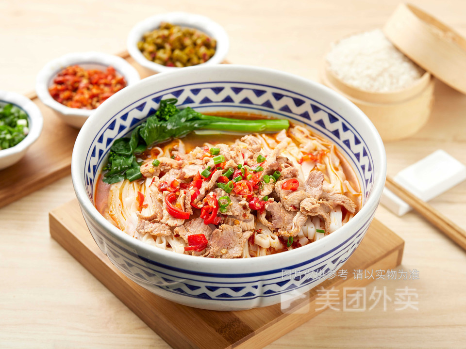 三两粉湖南手工米粉宝安万达店