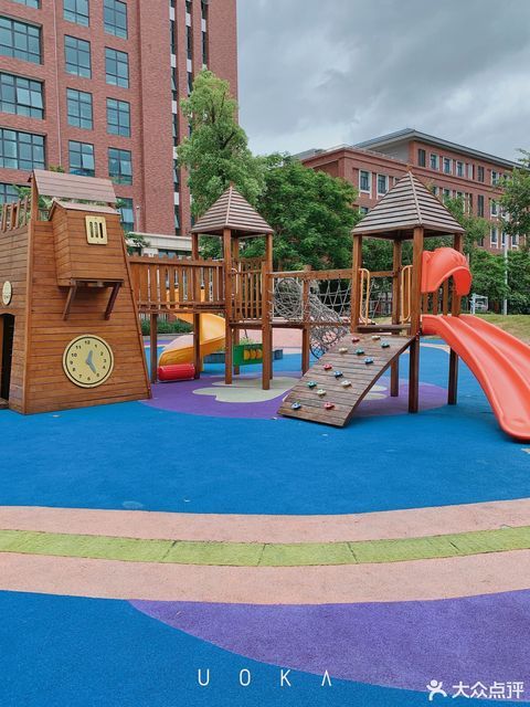         童梦城堡国际实验幼儿园