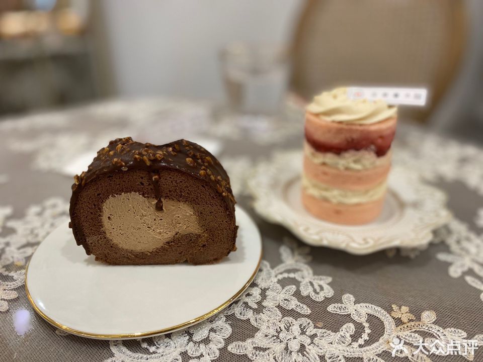 草莓梦龙卷图片