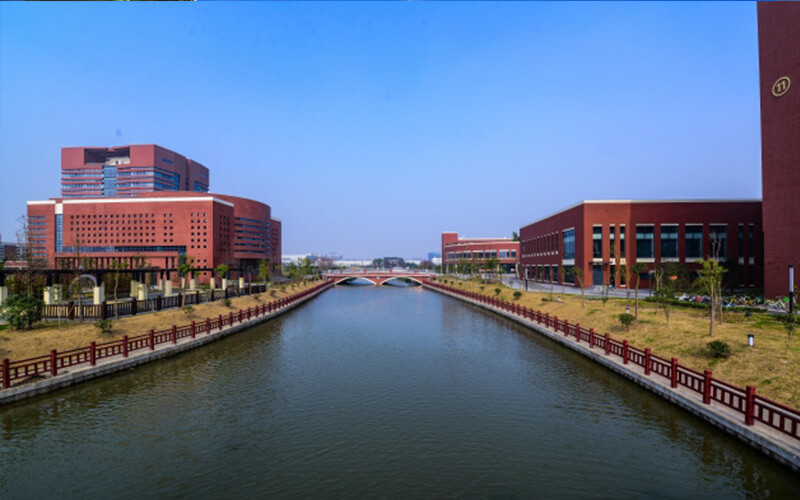 上海健康医学院浦东校区东苑