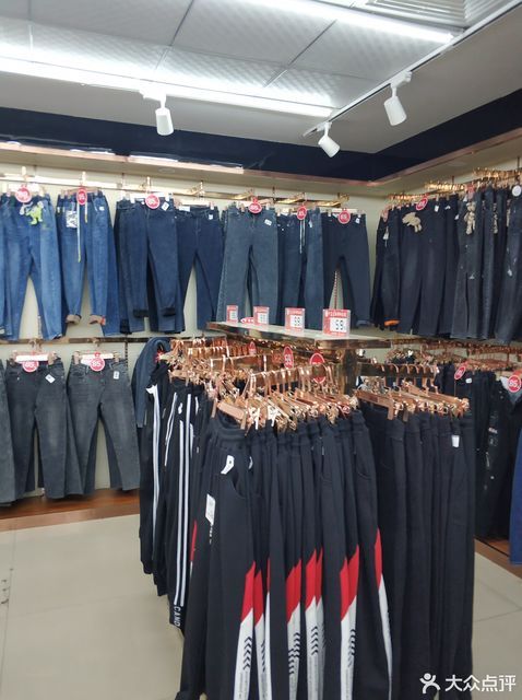 石家庄南三条服装批发市场