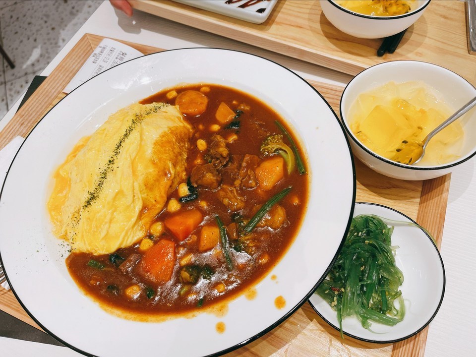 池奈日式咖喱蛋包飯昆明順城店