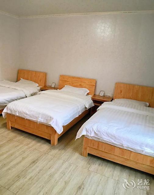 哈萨克自治州特克斯县库尔乌泽克村托斯坝南路45号推荐菜:分类:住宿