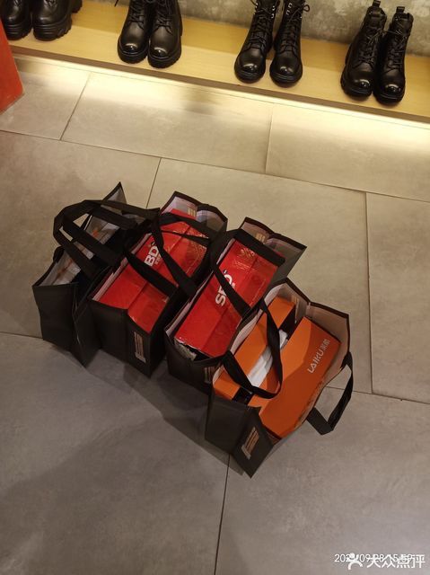 金四海大脚丫(松江店)