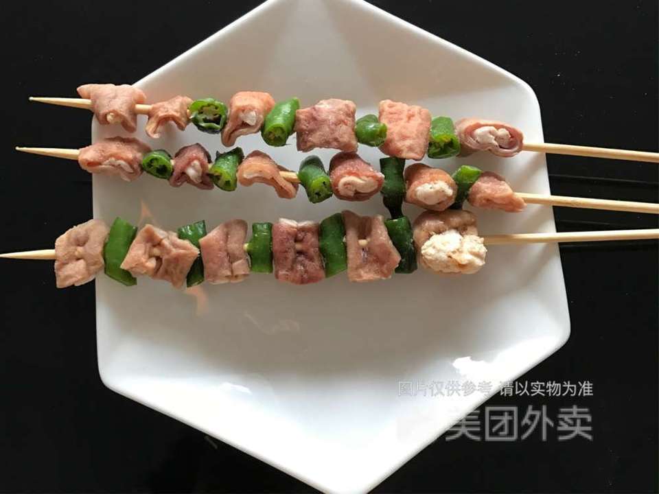 炭烤青椒肥肠图片