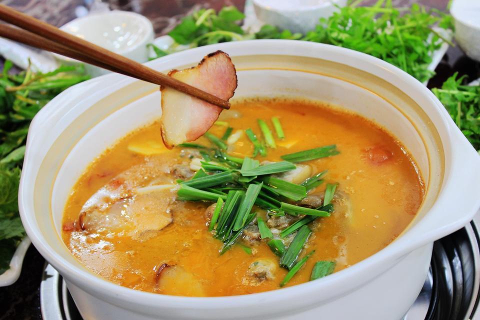 贵阳特色豆米火锅野菜馆