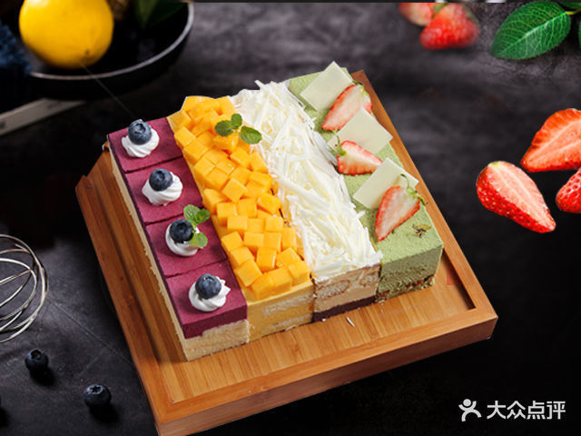 榴莲千层芝士乳酪推荐菜:米开生日蛋糕位于惠州市惠城区体育南路东江