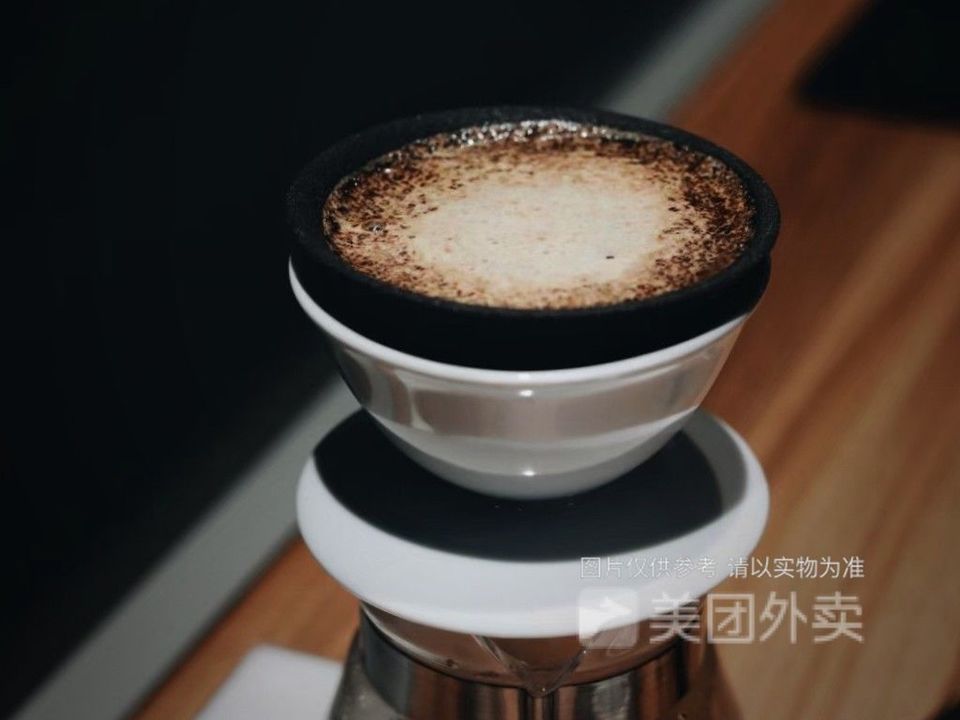 拿鐵dirty推薦菜:標籤:餐飲咖啡館kofi coffee位於常德市武陵區建設路