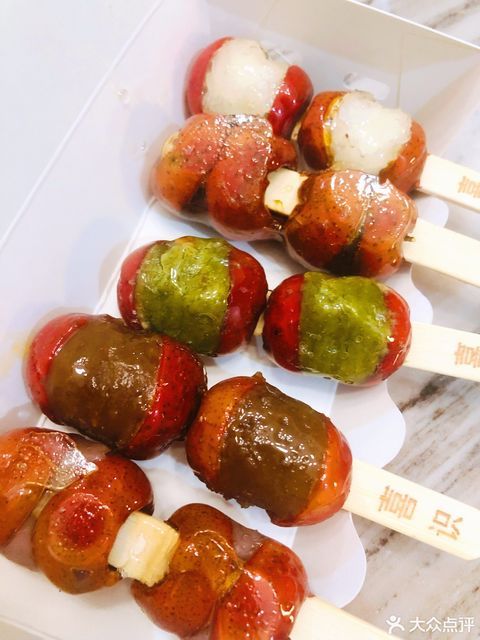 白糯米夹馅糖葫芦图片