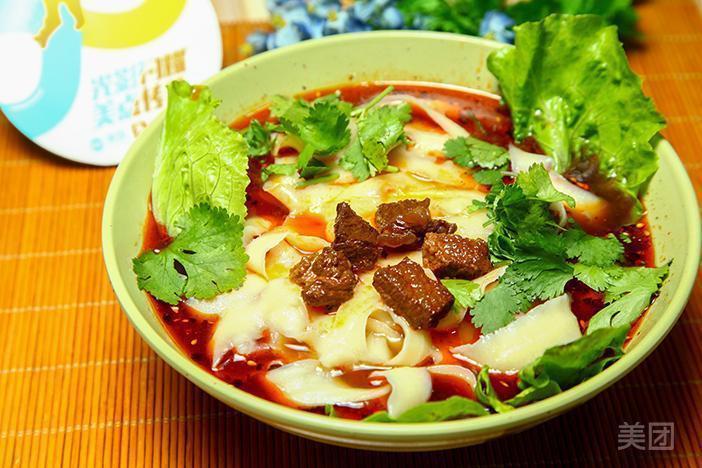 牛肉刀削面图片