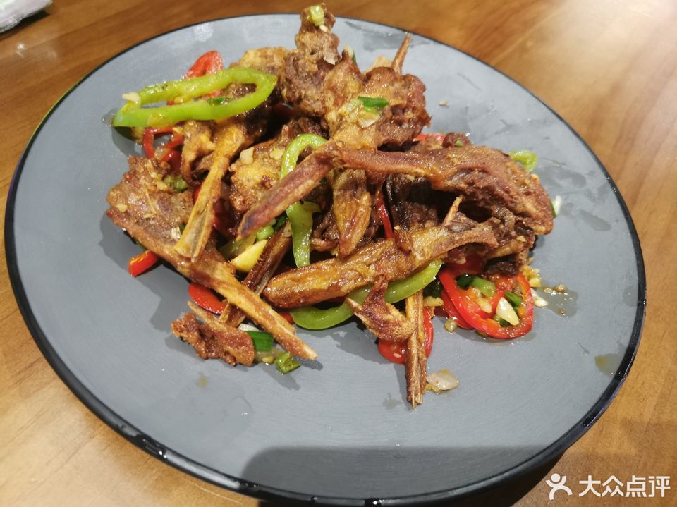 椒盐鸭下巴图片