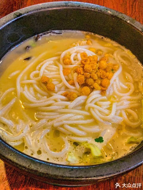 金香缘云南过桥米线华都汇店