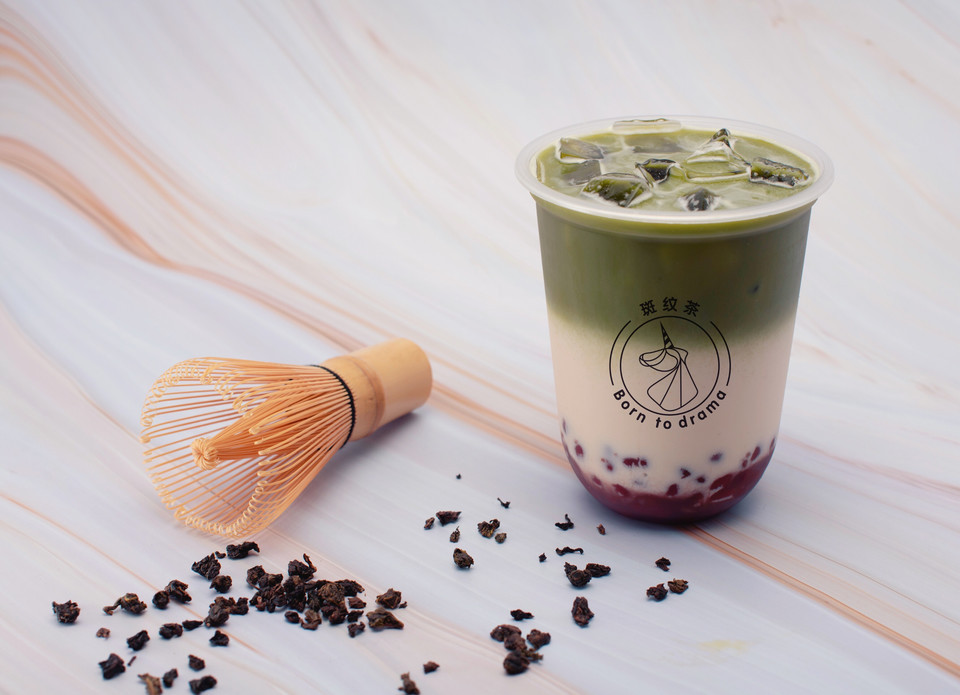 抹茶红豆奶茶图片