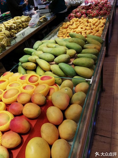 四季百果汇果蔬超市