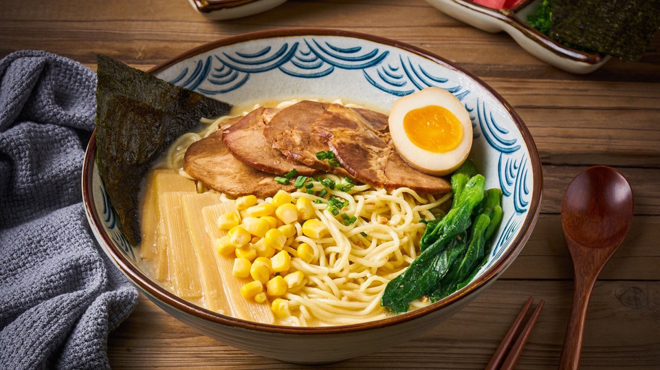 豚骨叉烧拉面图片