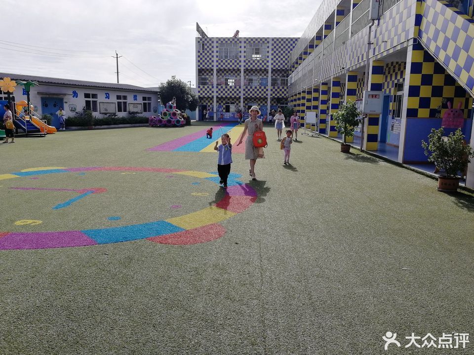 金月亮幼儿园