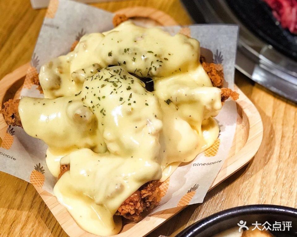 蜜汁奶香炸鸡图片