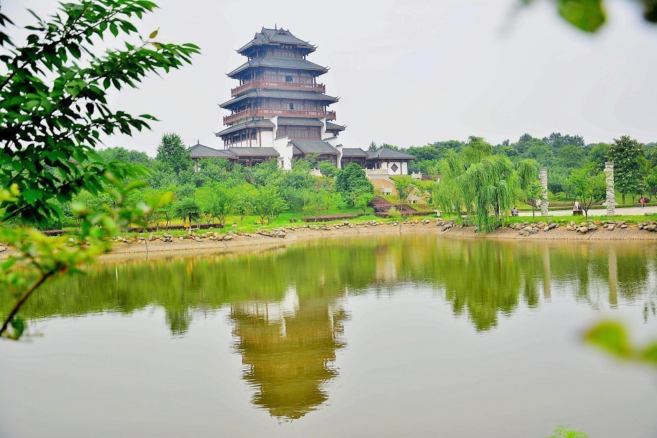 景點公園 景點 > 花明樓景區標籤:風景名勝景點休閒娛樂科教文化紀念