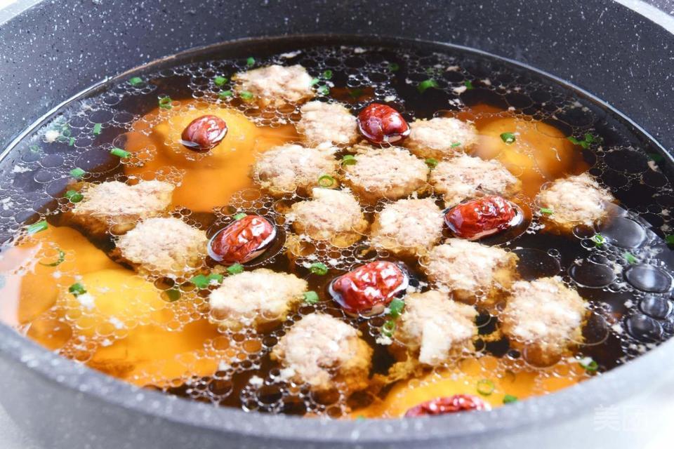 养生肉枣汤图片