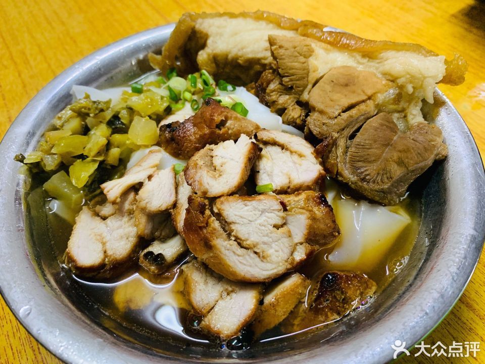 钦州二马路猪脚粉