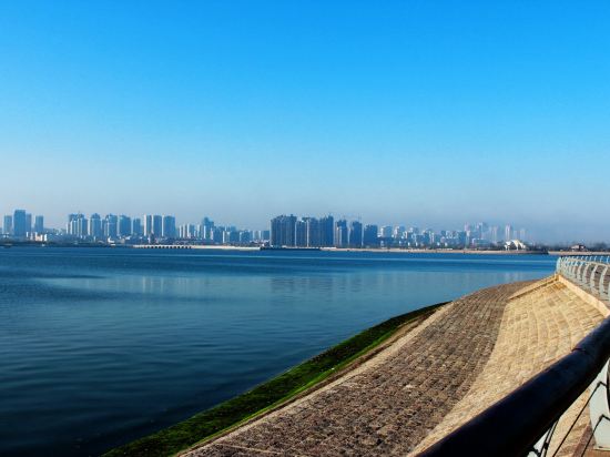 青岛蓝岛小镇温馨之家普通公寓