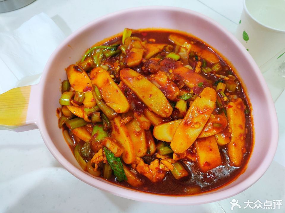 鸡炒米粉年糕图片