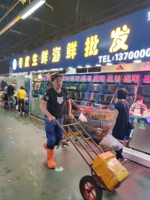 沈阳塔湾海鲜市场图片